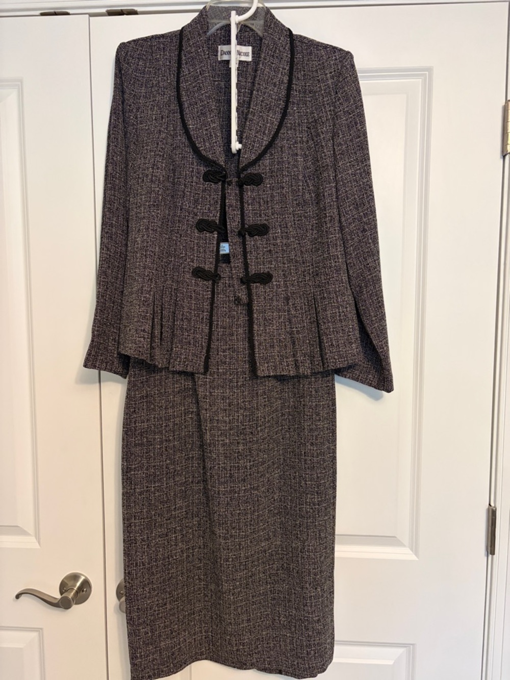 2-pc skirt/jacket in Charcoal